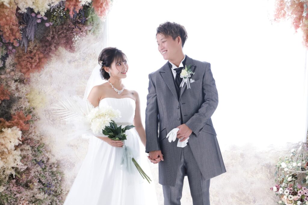 洋装フォトウェディング・結婚式前撮り_フォトスタジオワタナベ(渡辺写真館)京都木津川店木津川市・精華町・京田辺市_サービス紹介